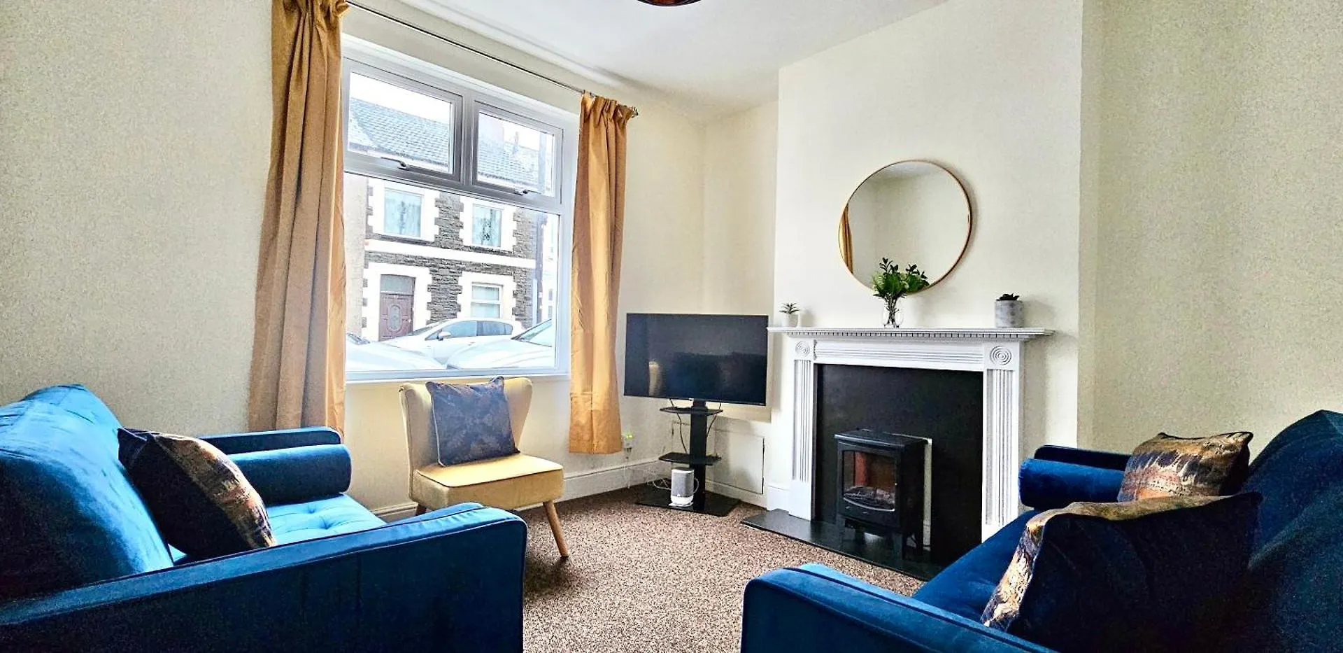 Bedford Street By Switchback Stays Cardiff